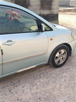 Toyota Ipsum